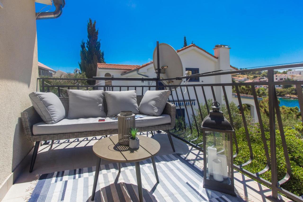Villa Vala Zaboric Exterior photo