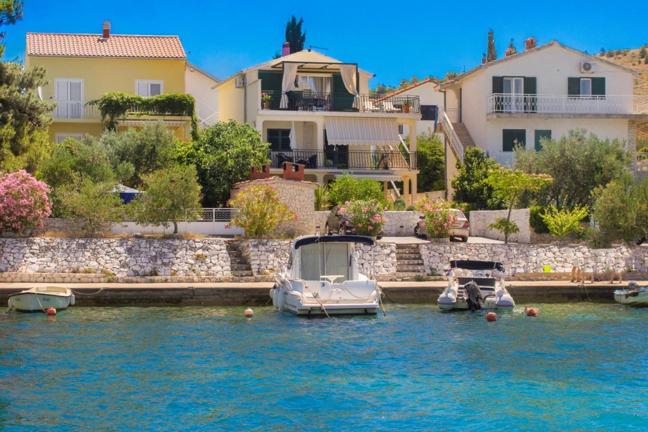 Villa Vala Zaboric Exterior photo